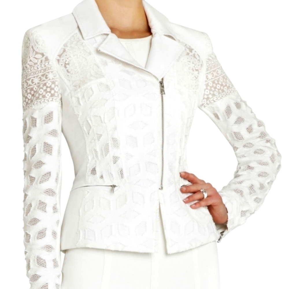 C - NWT BCBGMaxazria white jacquard jacket "boe"